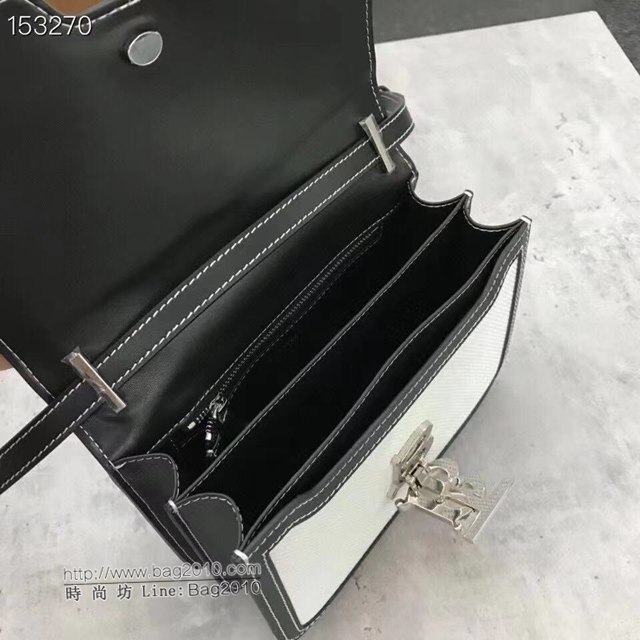 Burberry專櫃新款女包 巴寶莉TB專屬標識鎖扣包肩背斜背包  db1148